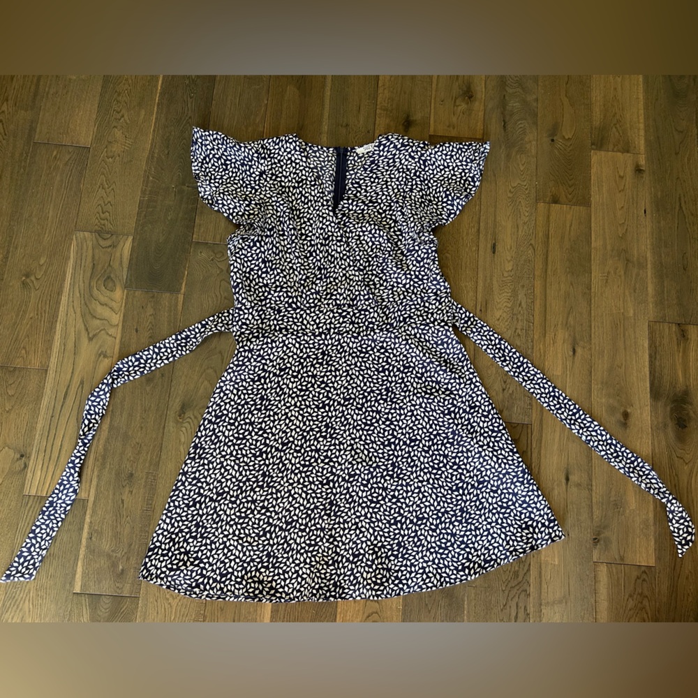 👗 Suzy Shier Wrap Dress 🙌